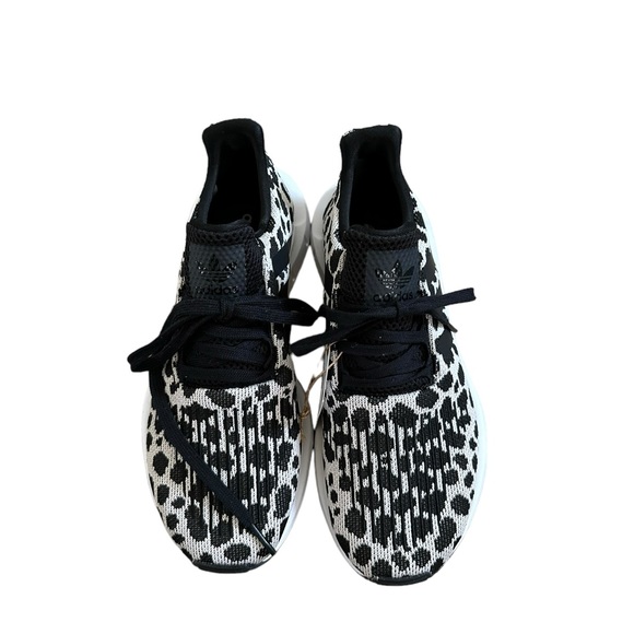 Adidas Swift Run Leopard Print Shoe 6 - Picture 5 of 12